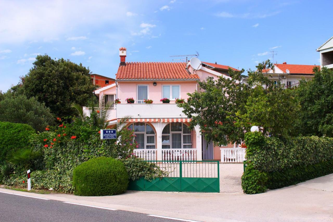 Apartments Tonka Primošten Dış mekan fotoğraf
